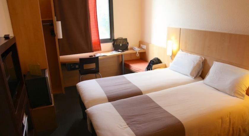 Ibis Styles Dakar Hotel Exterior photo